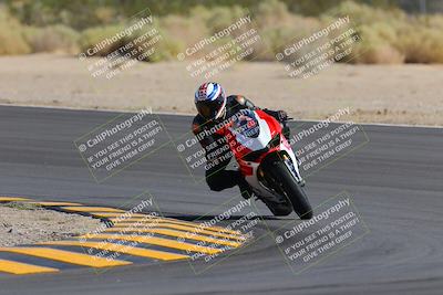 media/Oct-08-2022-SoCal Trackdays (Sat) [[1fc3beec89]]/Turn 10 (945am)/